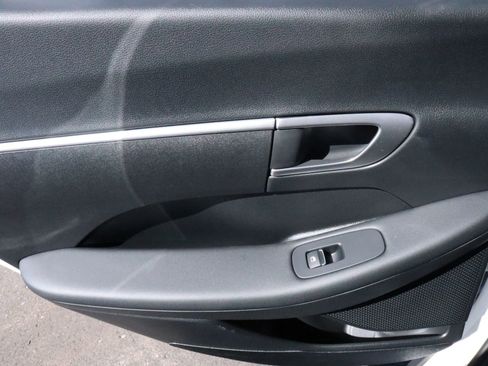 New 2026 Hyundai Sonata SE FWD image 13