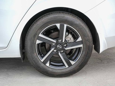 Used 2025 Nissan Sentra SV w/ All-Weather Package FWD image 10