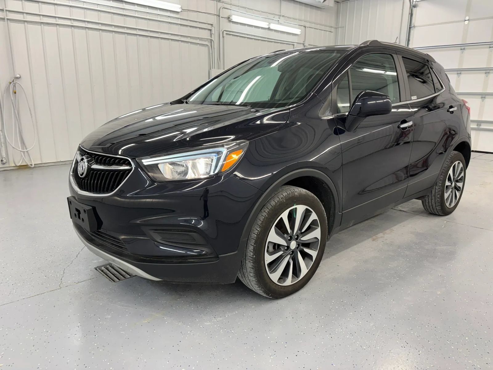 Used 2022 Buick Encore Preferred AWD/4WD image 10