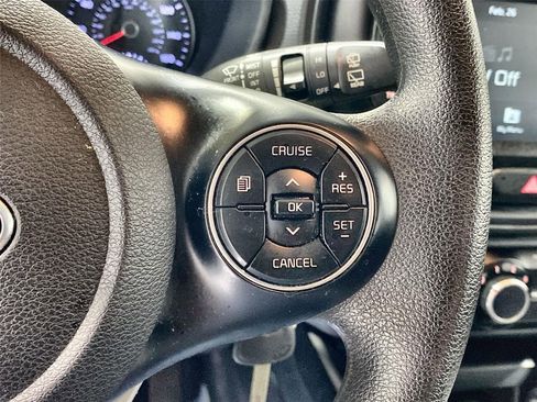 Used 2021 Kia Soul LX FWD image 32