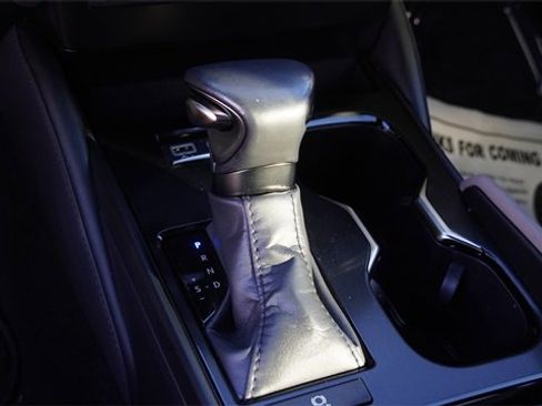 Used 2024 Lexus ES 250 w/ Premium Package image 27