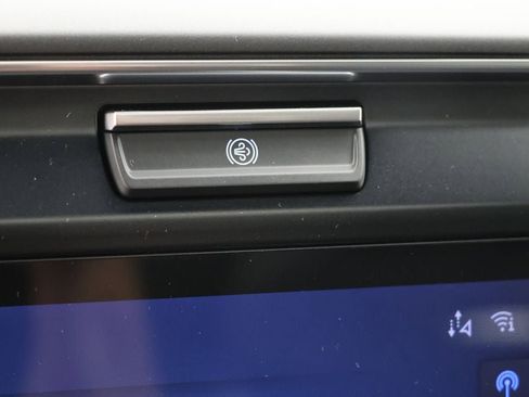 New 2026 Ford F350 Platinum image 32