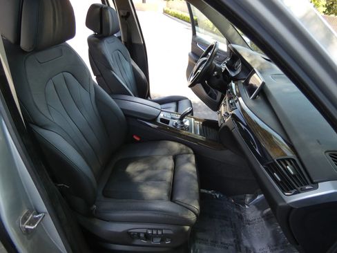 Used 2015 BMW X5 xDrive50i image 25