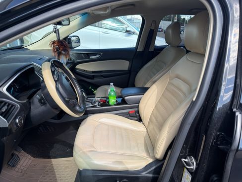 Used 2015 Ford Edge SEL w/ Equipment Group 201A FWD image 3