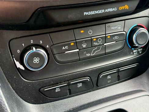 Used 2022 Ford Transit Connect XL FWD image 21