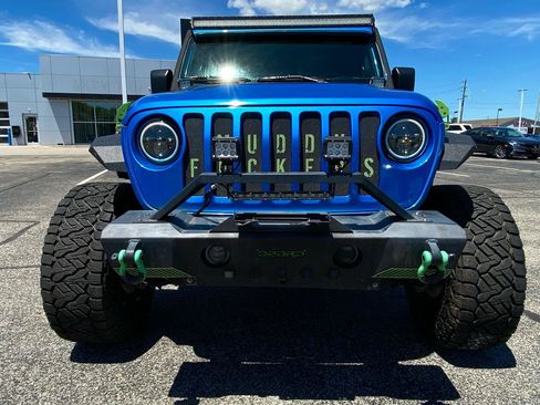 Used 2020 Jeep Gladiator Sport w/ Quick Order Package 24S AWD/4WD image 4