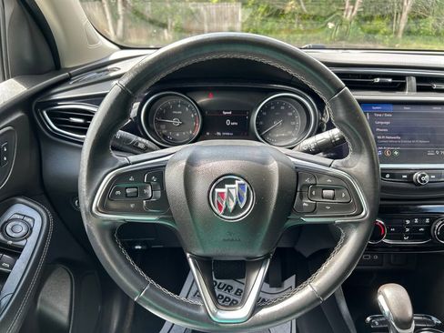 Used 2022 Buick Encore GX Preferred w/ Sport Touring Package FWD image 21