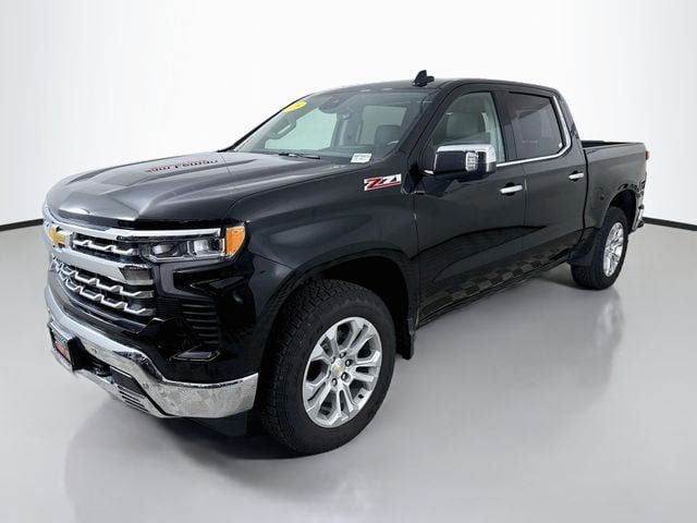 Used 2026 Chevrolet Silverado 1500 LTZ AWD/4WD image 3