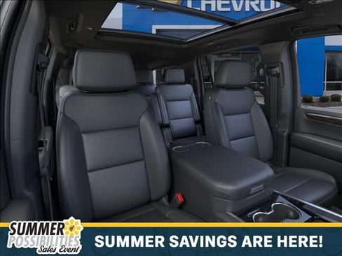 New 2026 Chevrolet Suburban Z71 w/ Comfort Package AWD/4WD image 16