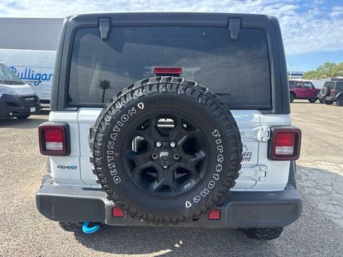 Used 2023 Jeep Wrangler Unlimited AWD/4WD image 6