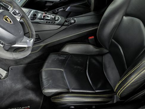 Used 2013 Lamborghini Aventador LP 700-4 AWD/4WD image 21
