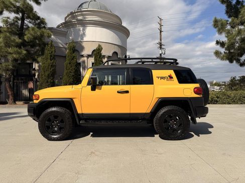 Used 2007 Toyota FJ Cruiser 4WD image 4