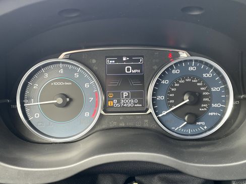 Used 2017 Subaru Crosstrek 2.0i Premium image 14