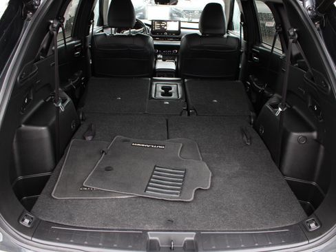 Used 2025 Mitsubishi Outlander SE AWD/4WD image 8