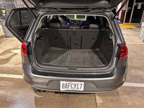 Used 2017 Volkswagen Golf SEL image 10