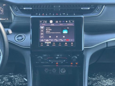 Used 2021 Jeep Grand Cherokee L Limited image 15