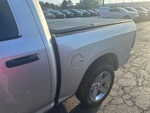Used 2017 RAM 1500 Express AWD/4WD image 1
