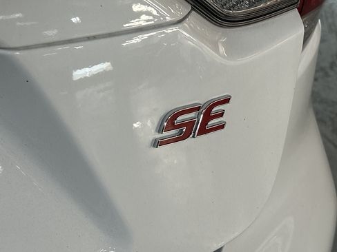 Used 2026 Toyota Corolla SE FWD image 33