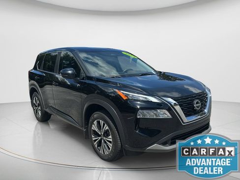 Used 2023 Nissan Rogue SV FWD image 3
