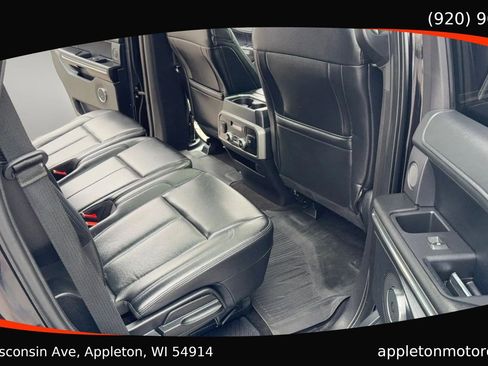 Used 2019 Ford Expedition XLT w/ Equipment Group 202A AWD/4WD image 24