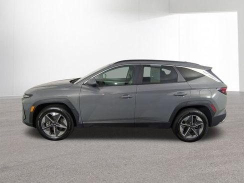 Used 2025 Hyundai Tucson SEL AWD/4WD image 14