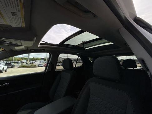 Certified 2022 Chevrolet Equinox LT FWD image 18