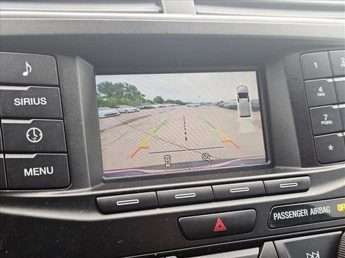 Used 2018 Ford Explorer XLT FWD image 14