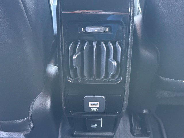 Used 2023 Jeep Compass Latitude AWD/4WD image 11