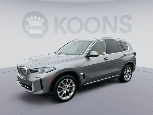 Used 2025 BMW X5 xDrive40i w/ Premium Package image 1