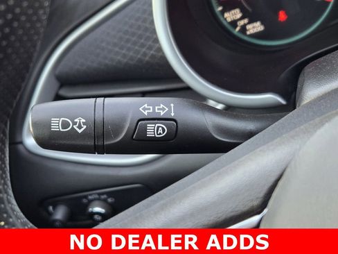 Used 2024 Chevrolet Malibu LT image 27