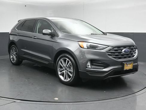 Certified 2024 Ford Edge Titanium AWD/4WD image 1