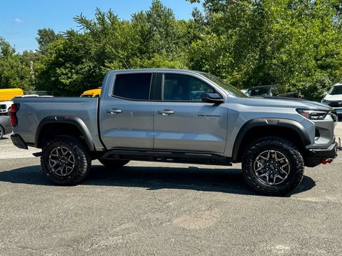 Used 2026 Chevrolet Colorado ZR2 AWD/4WD image 2