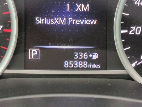 Used 2018 Nissan Sentra SV image 31