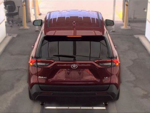 Used 2025 Toyota RAV4 LE FWD image 6