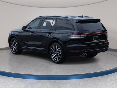 Used 2026 Lincoln Aviator Black Label w/ Jet Appearance Package AWD/4WD image 7
