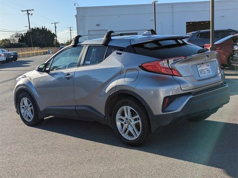 Certified 2020 Toyota C-HR LE image 4