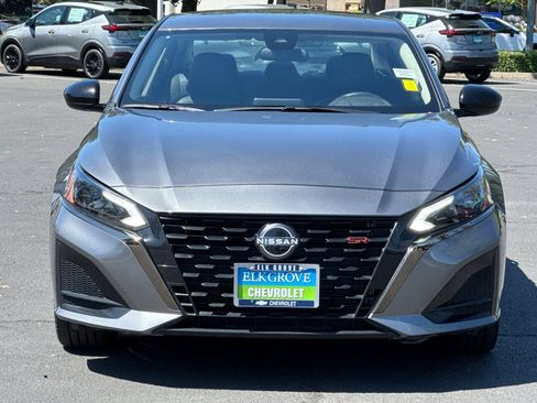 Used 2024 Nissan Altima 2.5 SR FWD image 8