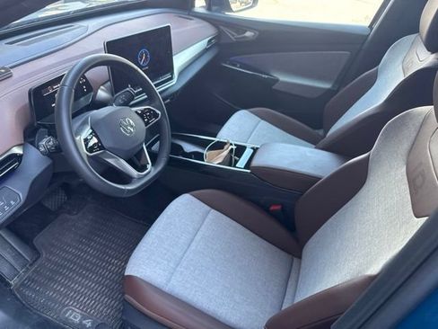 Used 2025 Volkswagen ID.4 Pro AWD/4WD image 4
