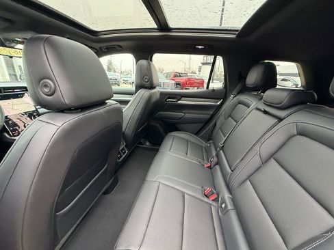 New 2026 GMC Terrain Elevation w/ Elevation Premium Package image 27