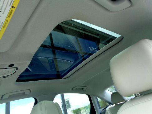 Used 2022 Audi A6 Premium Plus w/ Premium Plus Package image 17