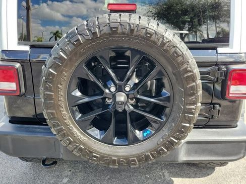 Certified 2021 Jeep Wrangler Unlimited Islander image 7