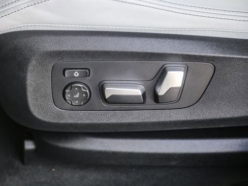 Used 2026 BMW X6 xDrive40i w/ Premium Package AWD/4WD image 19