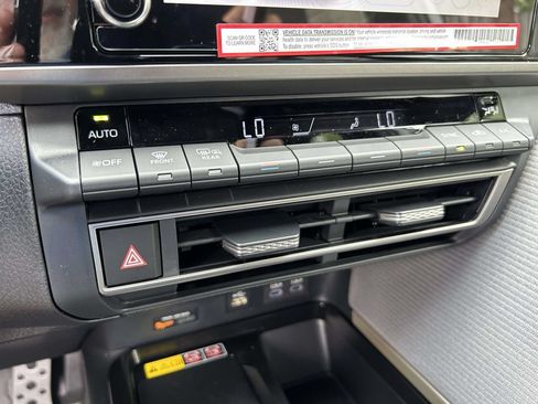 New 2026 Toyota Camry SE w/ Convenience Package FWD image 23