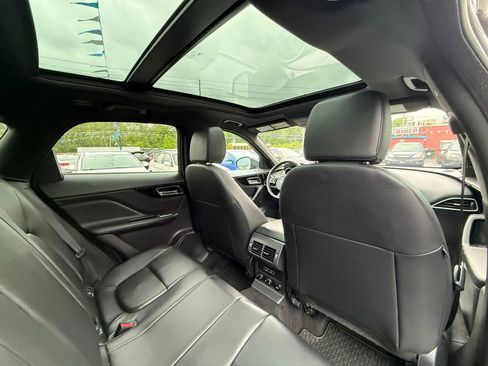 Used 2018 Jaguar F-PACE Premium AWD/4WD image 46
