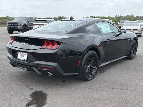 New 2026 Ford Mustang GT RWD image 4