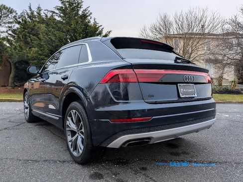 Used 2024 Audi Q8 Prestige AWD/4WD image 8