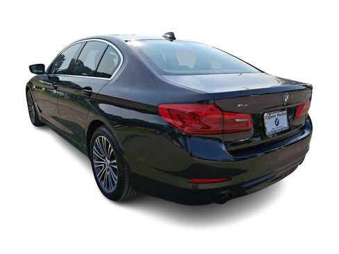 Used 2019 BMW 530i xDrive w/ Convenience Package AWD/4WD image 4