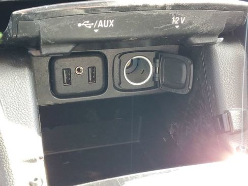 Used 2021 Buick Encore Preferred FWD image 22
