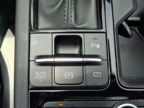 Certified 2025 Kia K5 GT-Line w/ GT-Line Premium Package FWD image 24