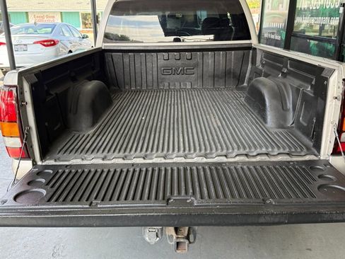 Used 2005 GMC Sierra 1500 SLE w/ Light Duty Power Package image 15